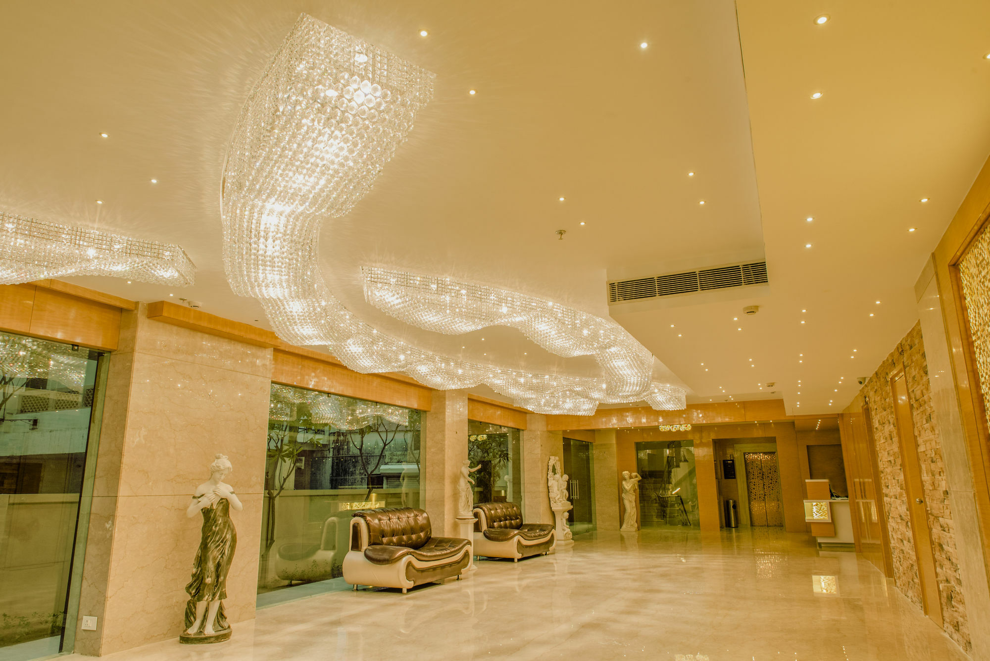 Kyriad Hotel Jaipur By Othpl エクステリア 写真